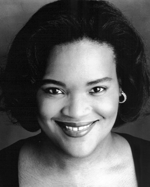 200462_1003005592558_2324_n