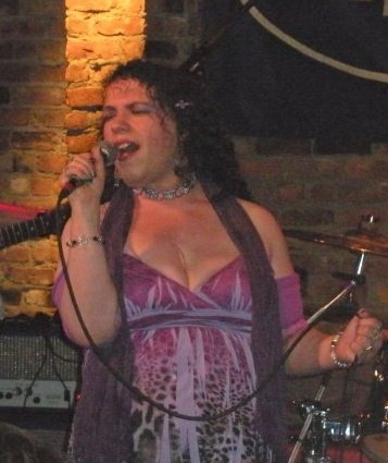 625498_10151439724723108_1903785818_n